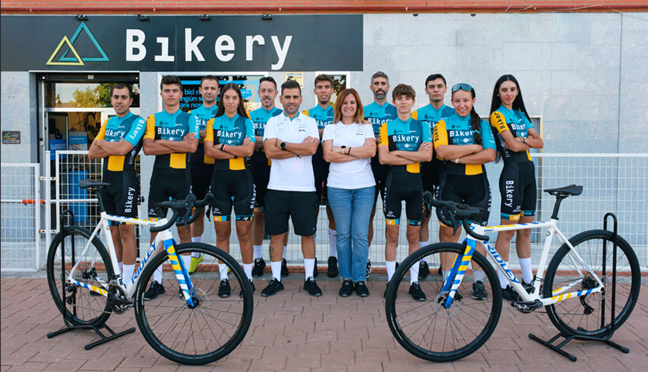 Imagen del equipo fuenlabreñoTeam Ciclocross Bikery-Denpros
