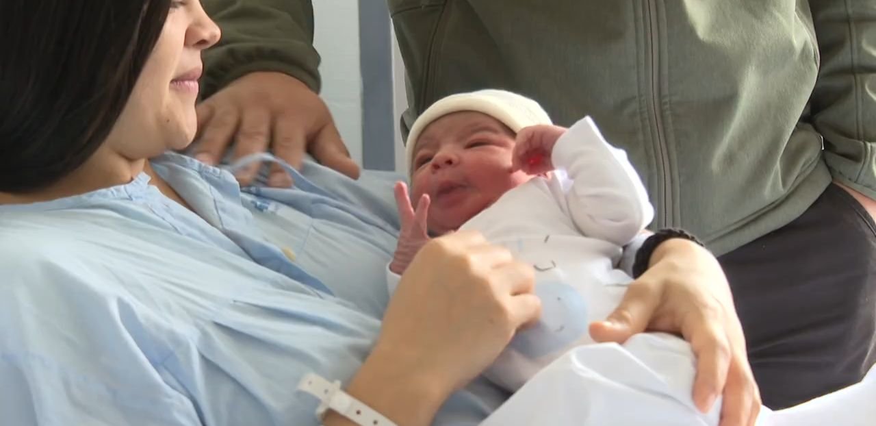 Primeros bebes nacidos en 2.024 | Imagen: Telemadrid