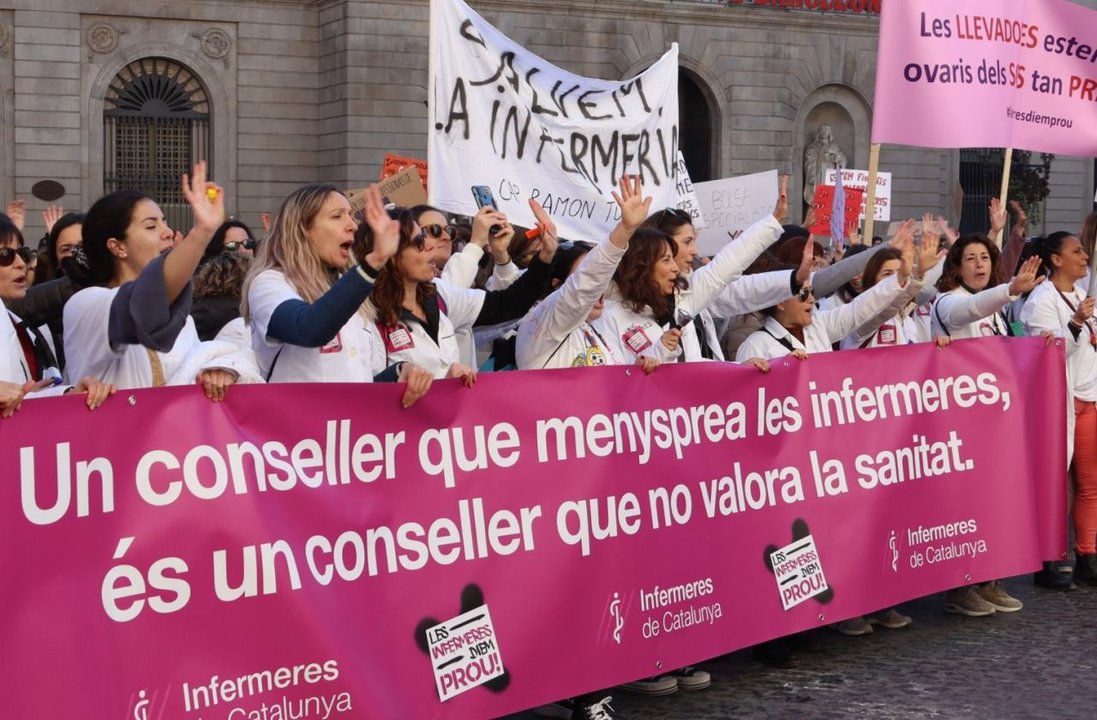 Enfermeras catalanas en manifestación