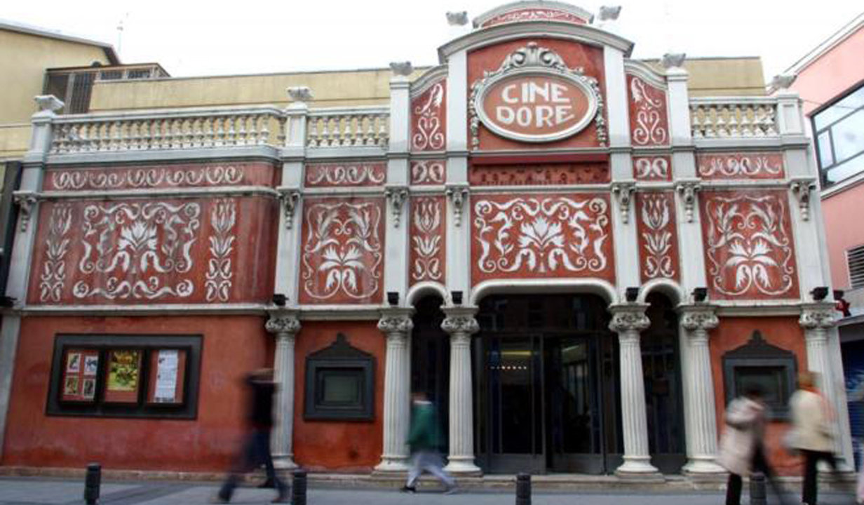 Imagen de la sede de la Filmoteca Nacional de Madrid, el Cine Doré