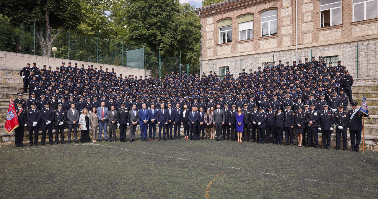 Imagen del acto de la presentación de los nuevos policías locales de la Comunidad de Madrid