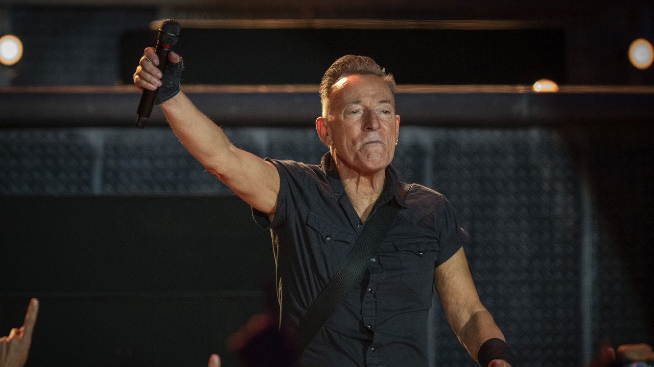 Bruce Springsteen pierde la voz temporalmente y debe cancelar su gira