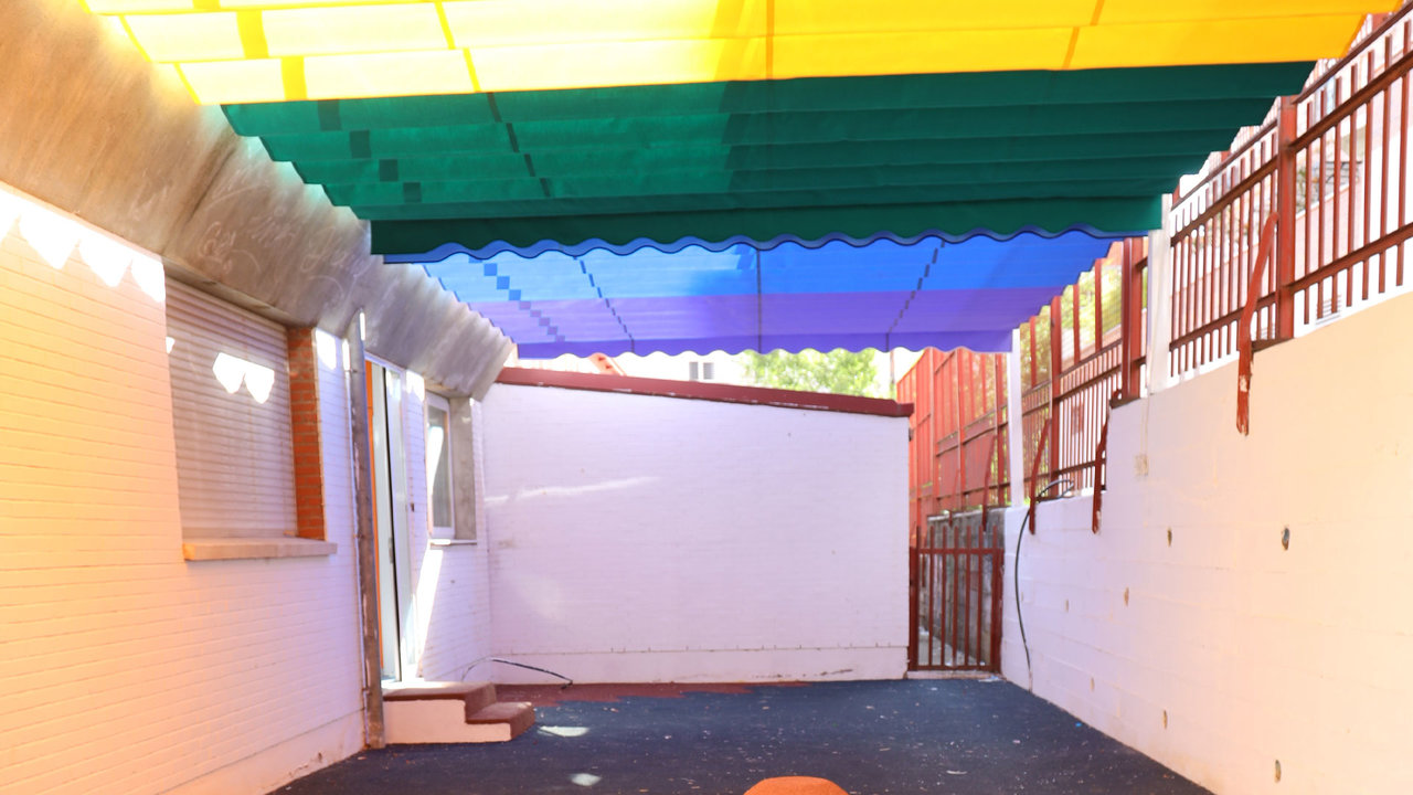 En imagen, la pérgola instalada en la escuela infantil El Escondite