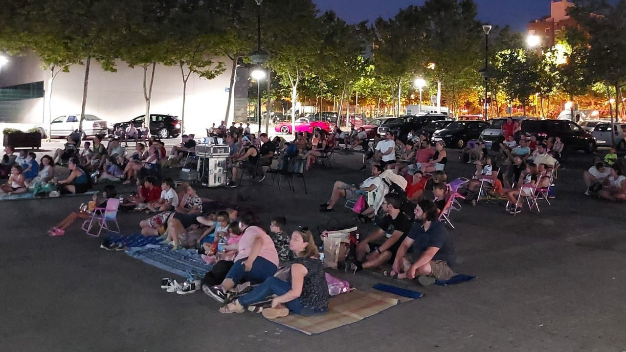 Imagen del cine de verano en Loranca