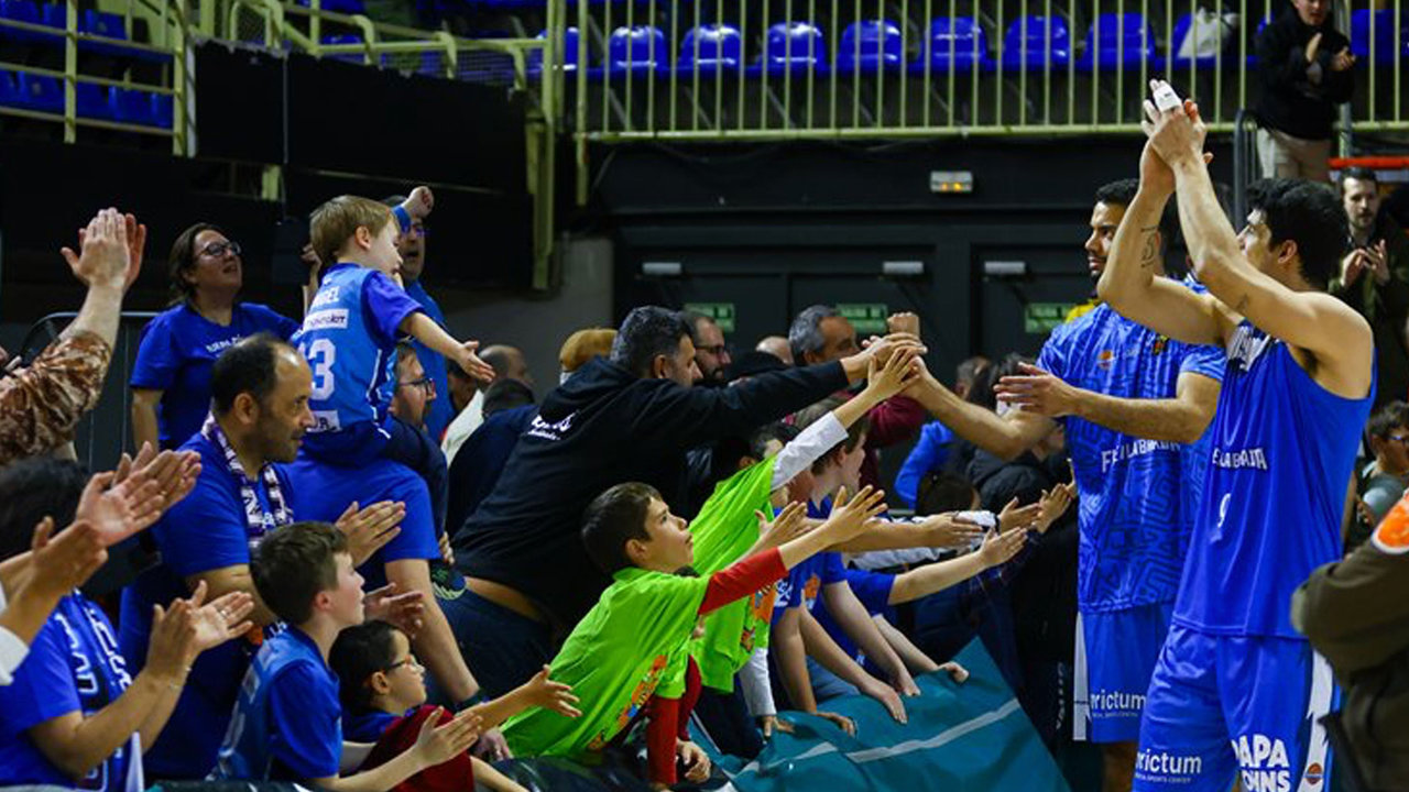 Se reduce el precio de los abonos infantiles para el Baloncesto Fuenlabrada