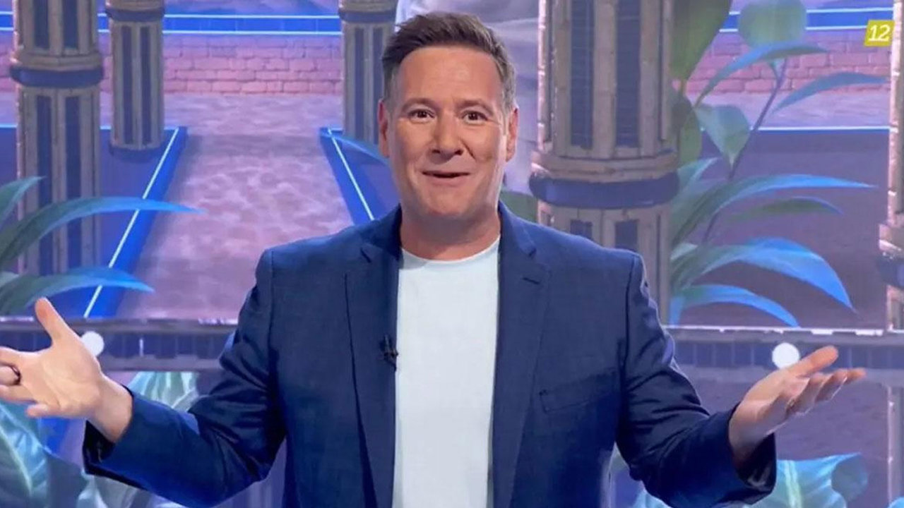 Carlos Latre nos presenta su plató para 'Babylon Show' | Imagen: Telecinco