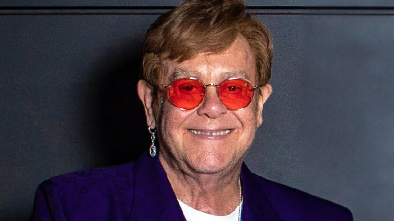 Elton John sufrió una enfermedad ocular que le ha hecho perder gran parte de la visión en un ojo | Imagen: GTRES