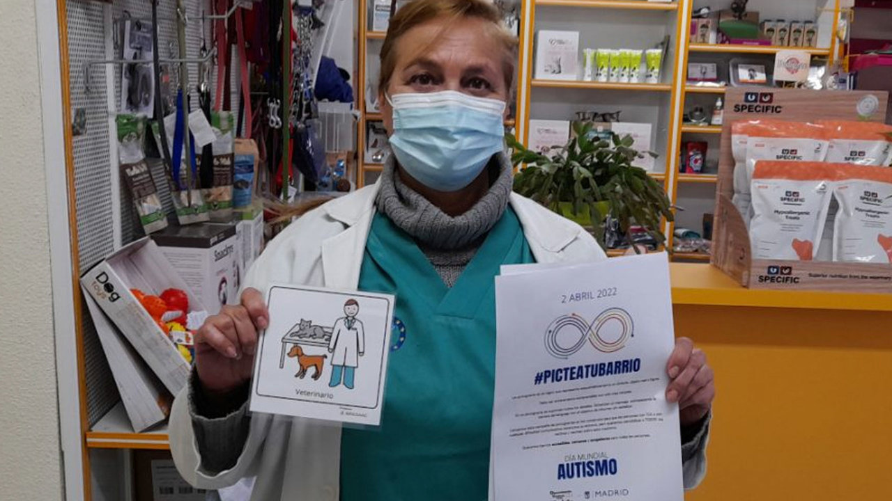 Centro Veterinario en Valdebernardo que participa en la campaña Pictea Tu Barrio, en 2022 | Imagen: FRAVM