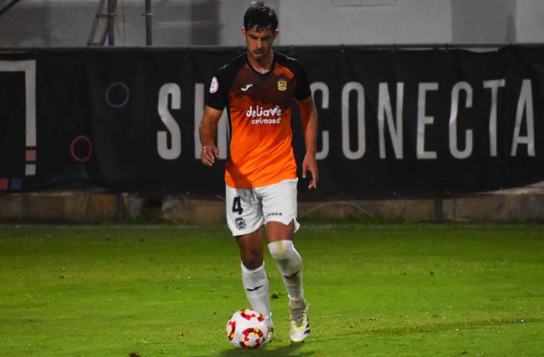 Marcos Mauro, en un momento del partido | CF Fuenlabrada