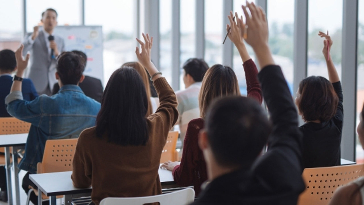 Los profesores interesados recibirán la formación durante las jornadas de mañana y el viernes | Freepik